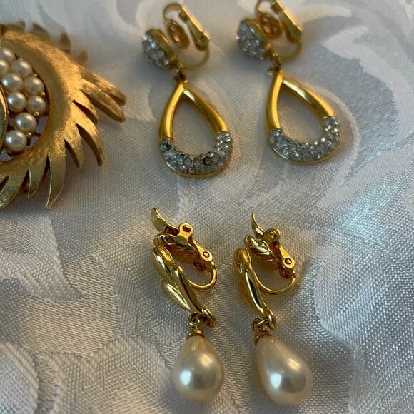 CROWN TRIFARI NECKLACE, BROOCH & EARRING COLLECTION - Picture 7 of 11